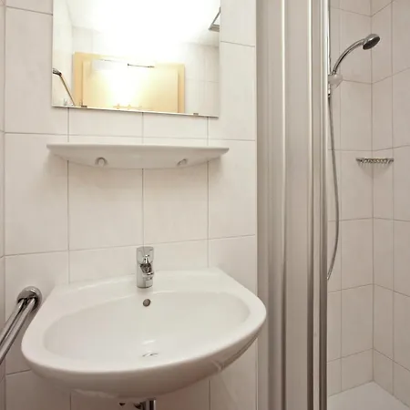 Cozy Masionette With Sauna In Nyaraló